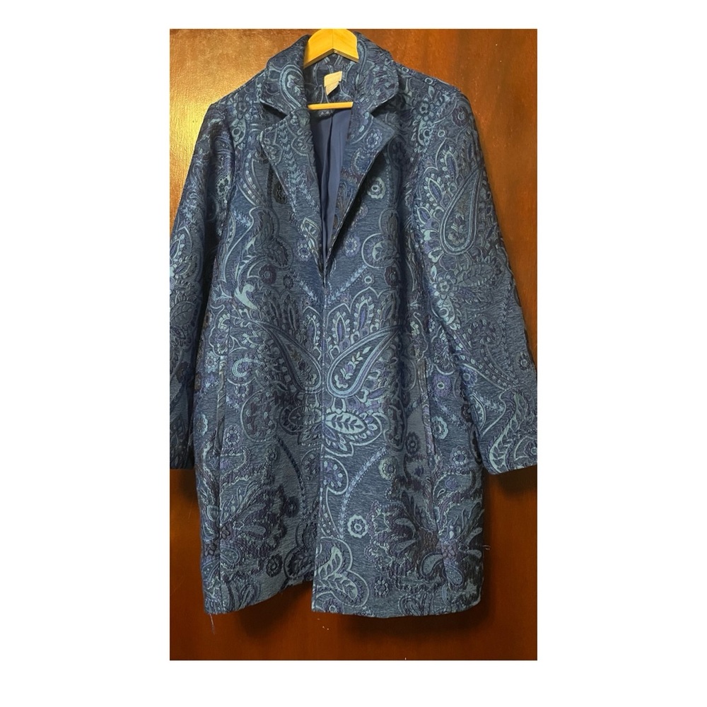 Women’s Chico's Blue Patterned Jacket - image 4